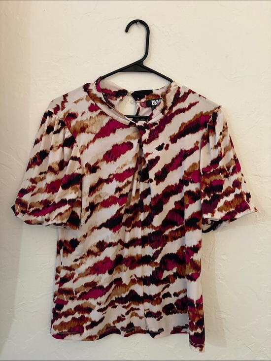 Dkny Tops - DKNY Pink, Brown and Black Printed Short Sleeve Blouse
